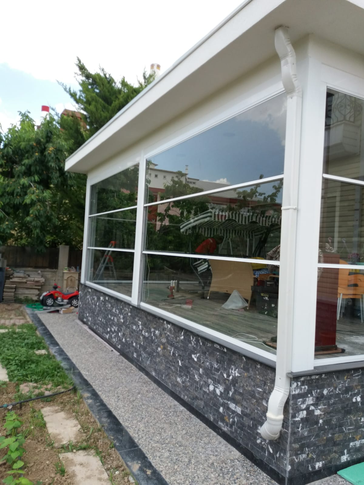 ICON-42 | ISI CAMLI GİYOTİN SİSTEMİ